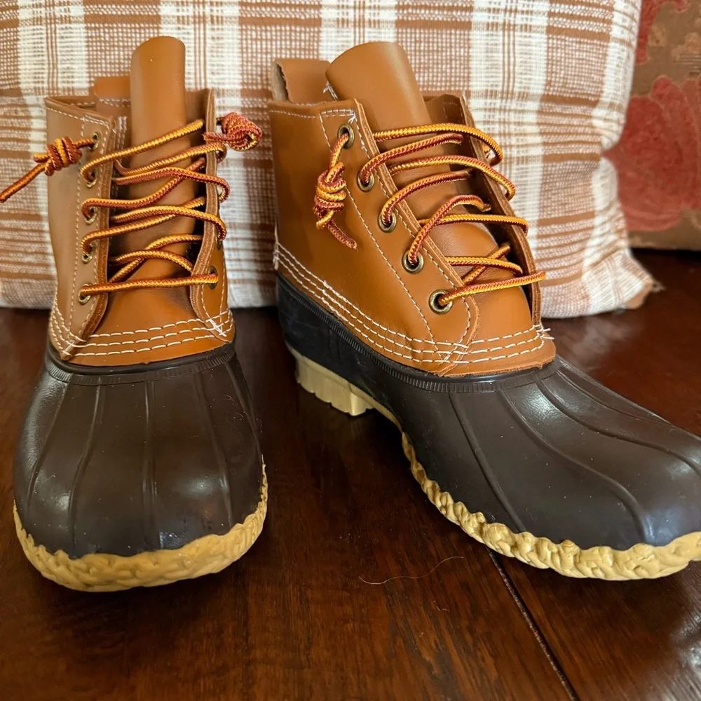 L.L. Bean Boots Size 7 Made in USA - Picture 1 of 4